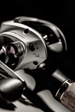 Quantum Accurist Baitcast AT101 HPT 10 Quantum Accurist Baitcast AT101 HPT -Magasin De Matériel De Pêche Professionnel 22 570101 5