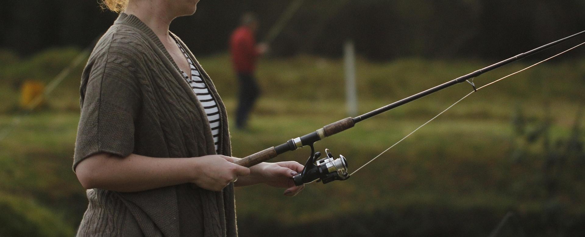 Magasin De Matériel De Pêche Professionnel -Magasin De Matériel De Pêche Professionnel woman 3957495 1920